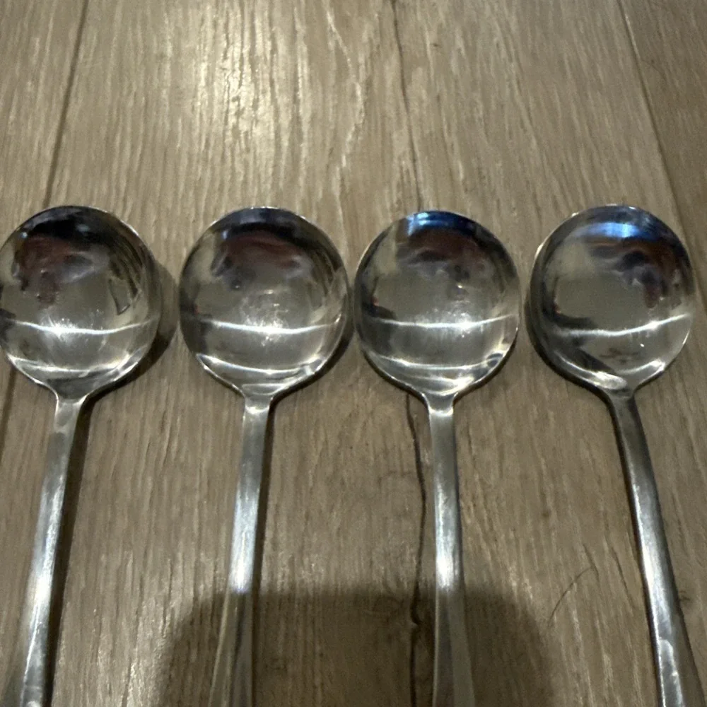 4 PCs‎ Mikasa Legacy Stainless Round Soup Gumbo Spoons 18/0